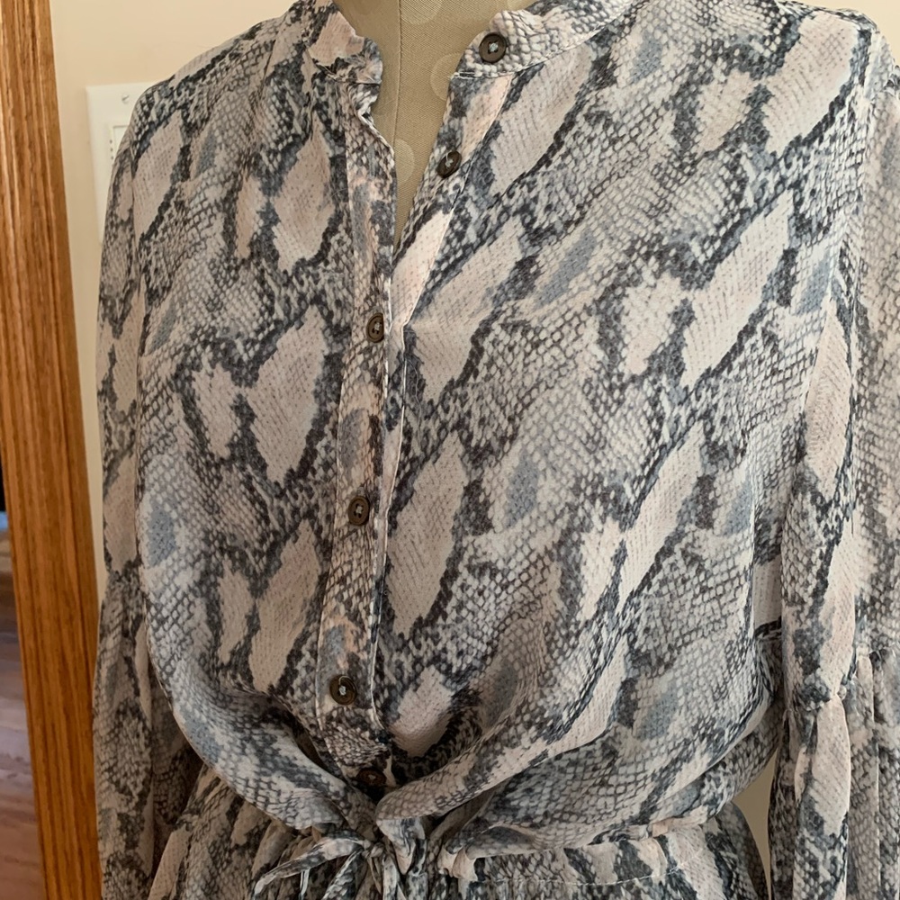 Olivaceous snakeprint dress